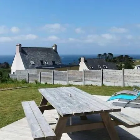 Maison Proche Du Phare De Trezien Vue